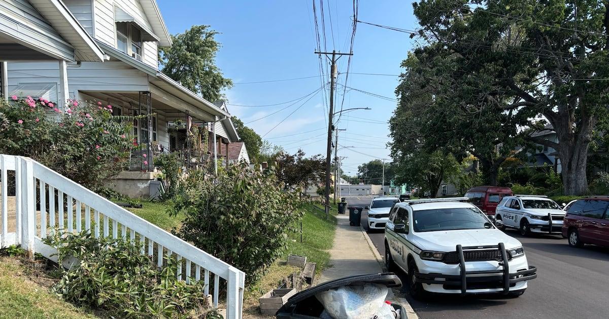 Officer injured during arrest in Dayton