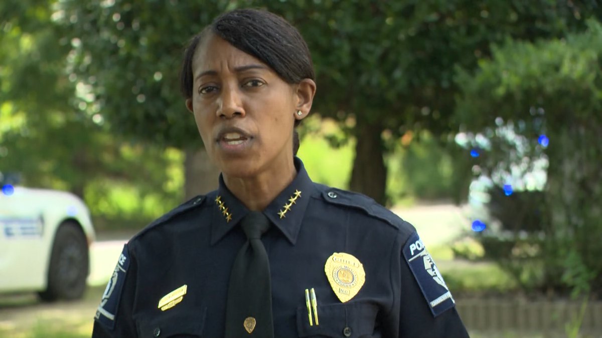 Suspect critically injured after shootout with CMPD in northeast Charlotte, Chief Estella Patterson says
