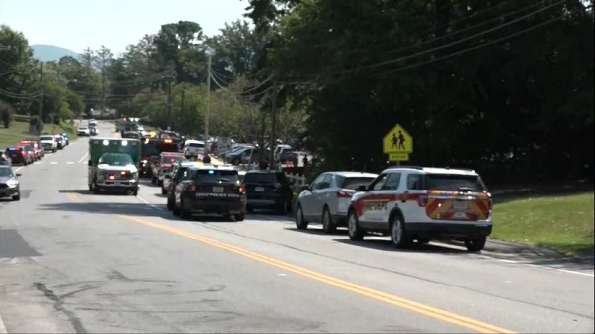 An elementary school shooting was reported a short time ago in Waynesboro, Virginia, but the Augusta County Sheriff's Office says the situation is now contained