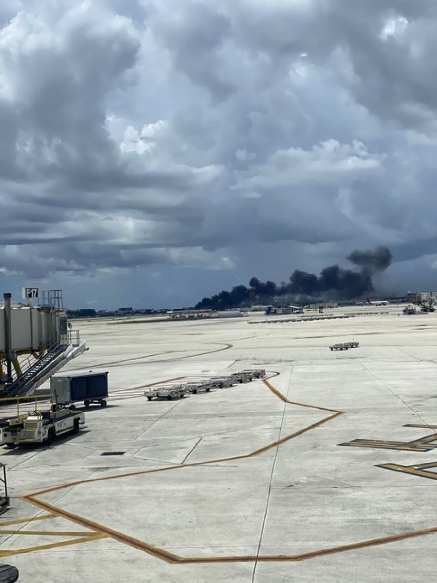 Miami / Florida Plane Crash or runway overrun at Miami International Airport.