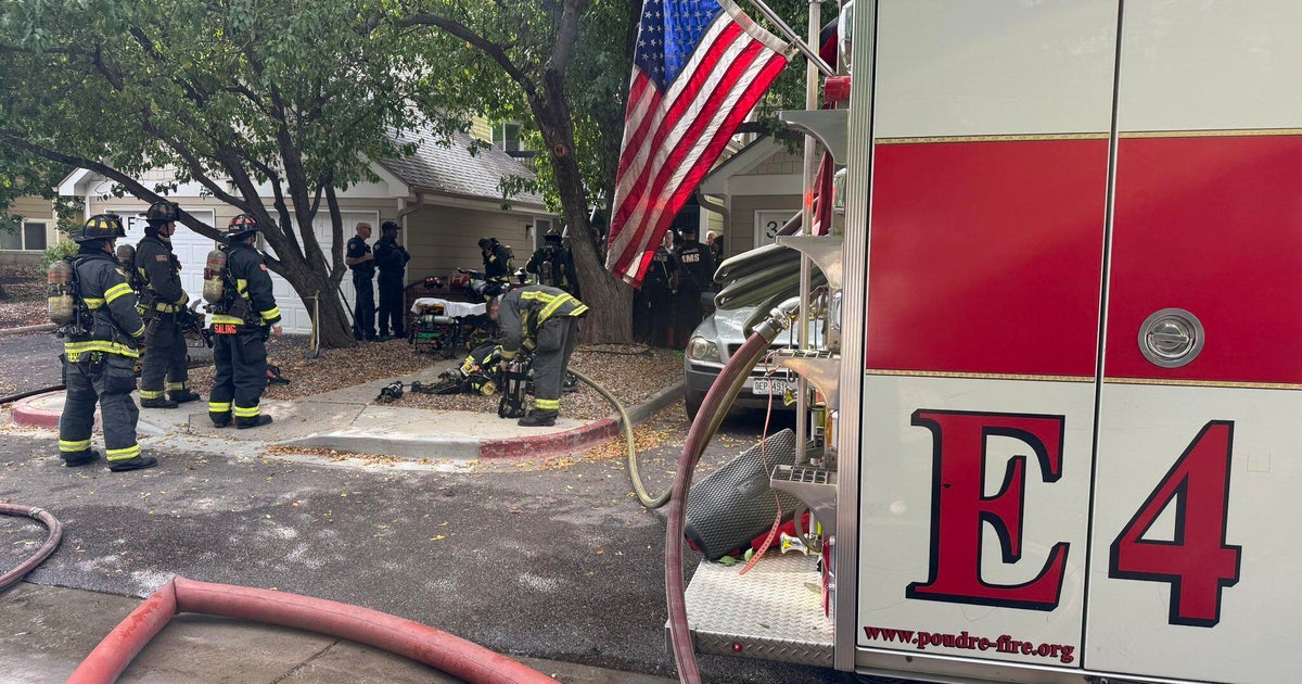 Northern Colorado firefighters rush to burning apartment building in Fort Collins